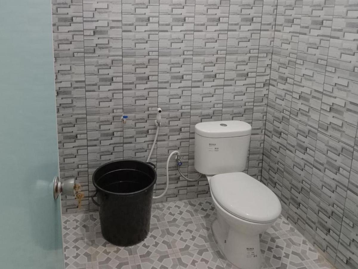 Zulfina Homestay Syariah Mitra Reddoorz 바뉴왕기 외부 사진