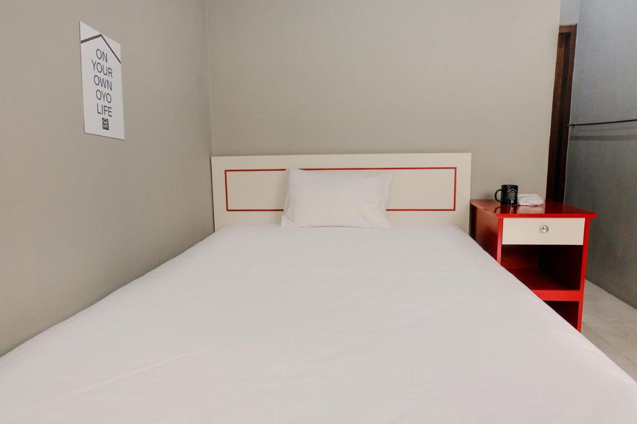 Zulfina Homestay Syariah Mitra Reddoorz 바뉴왕기 외부 사진